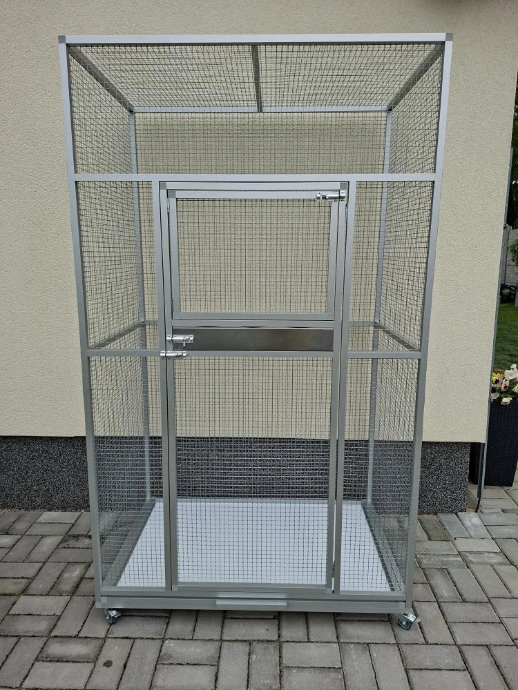Praktická voliéra - interiér/exteriér