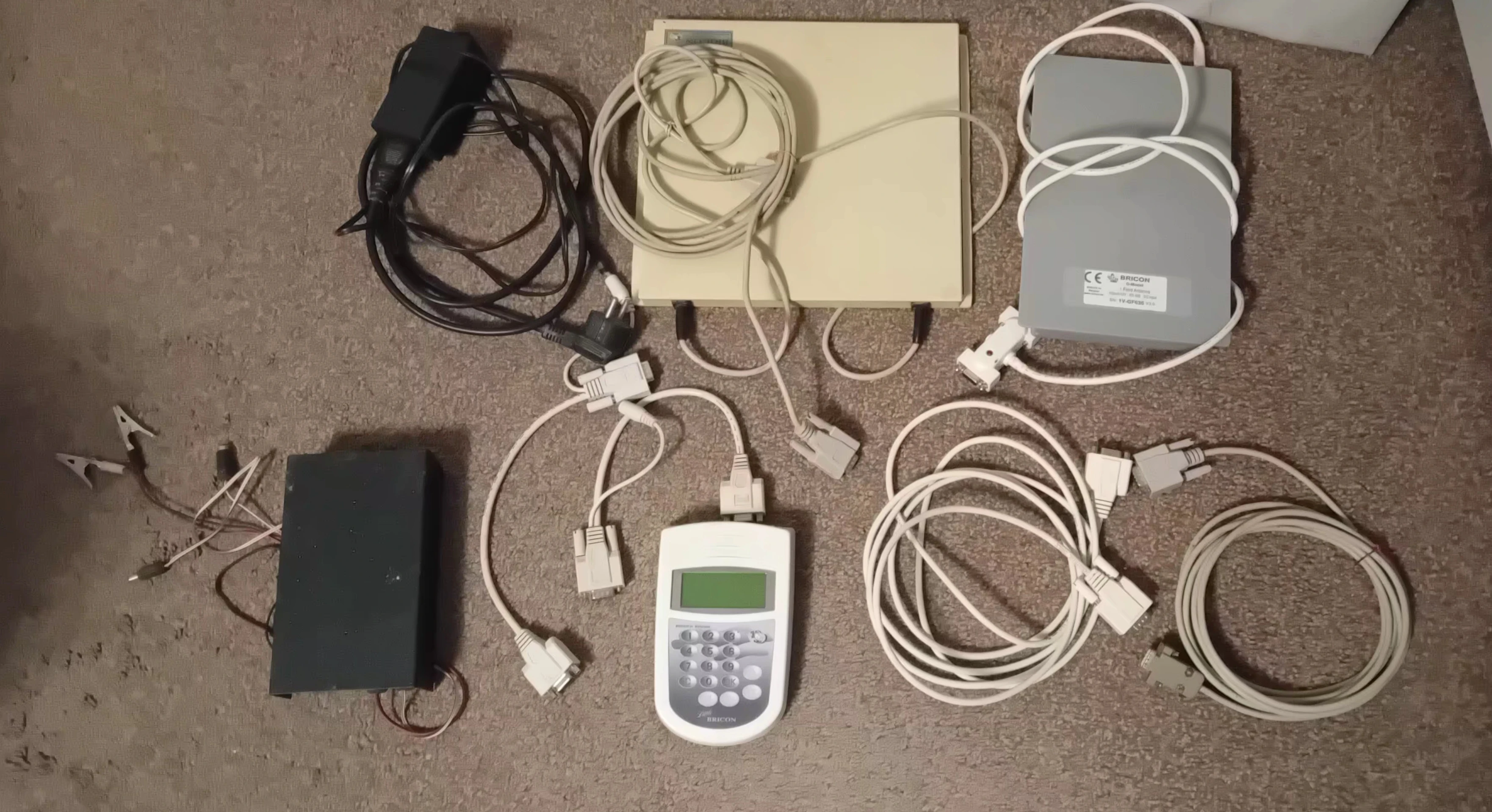 Prodej závodní systém EKS Bricon 1000