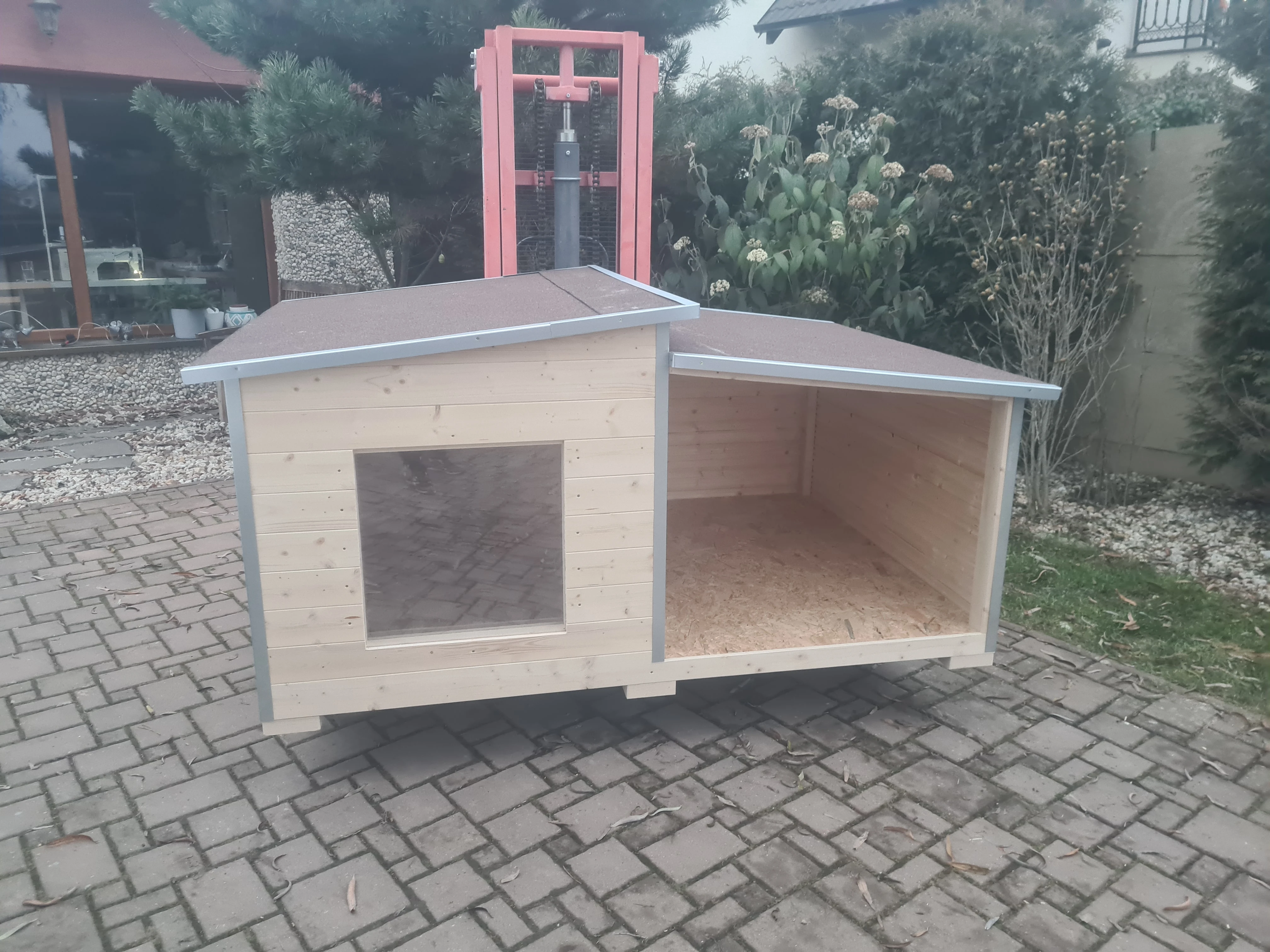 PREMIUM zateplená psí bouda, 4 cm izolace, Možnost mříže