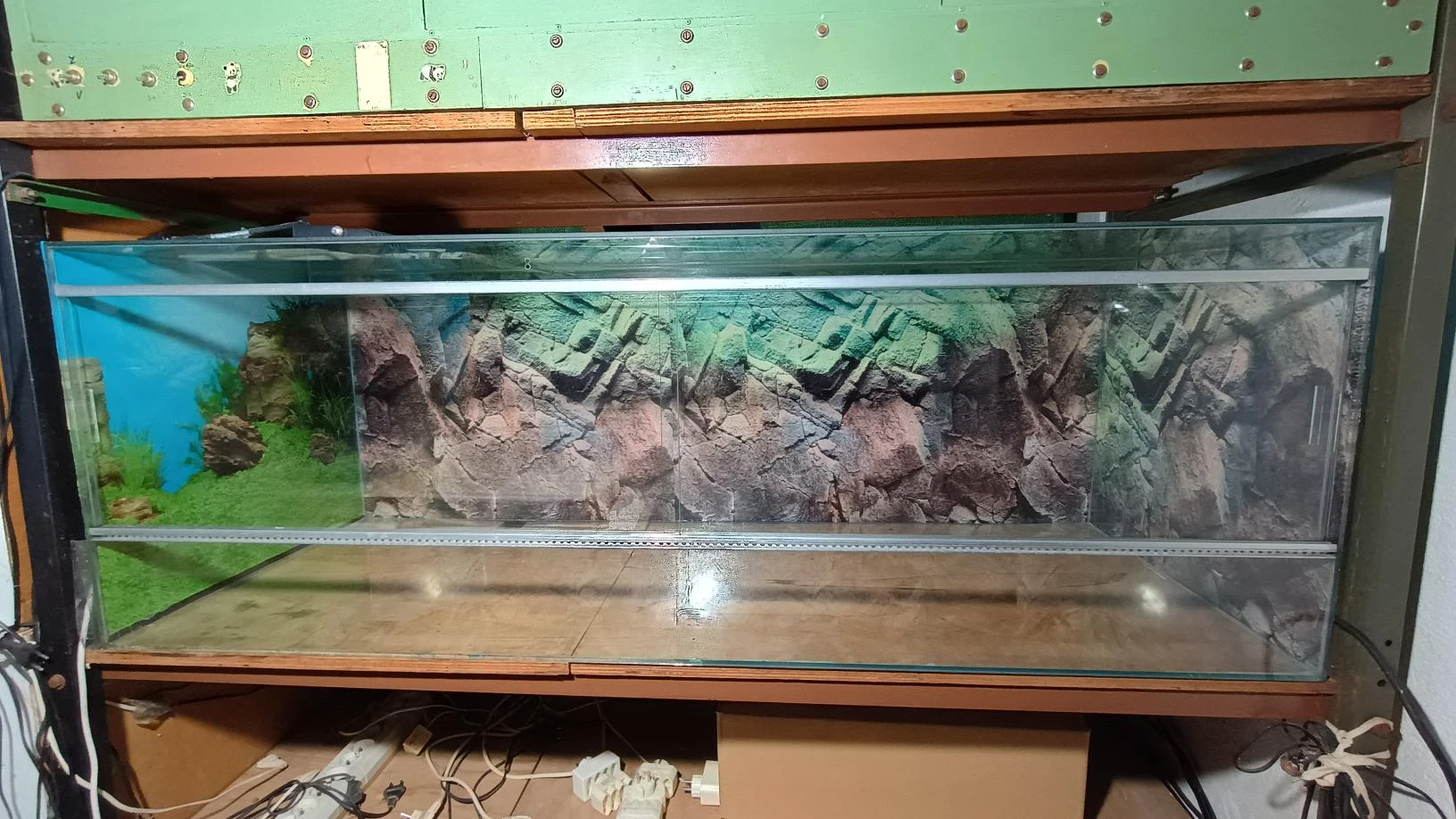 Prodám Velké Terárium š - 160, h - 60, v - 55 cm