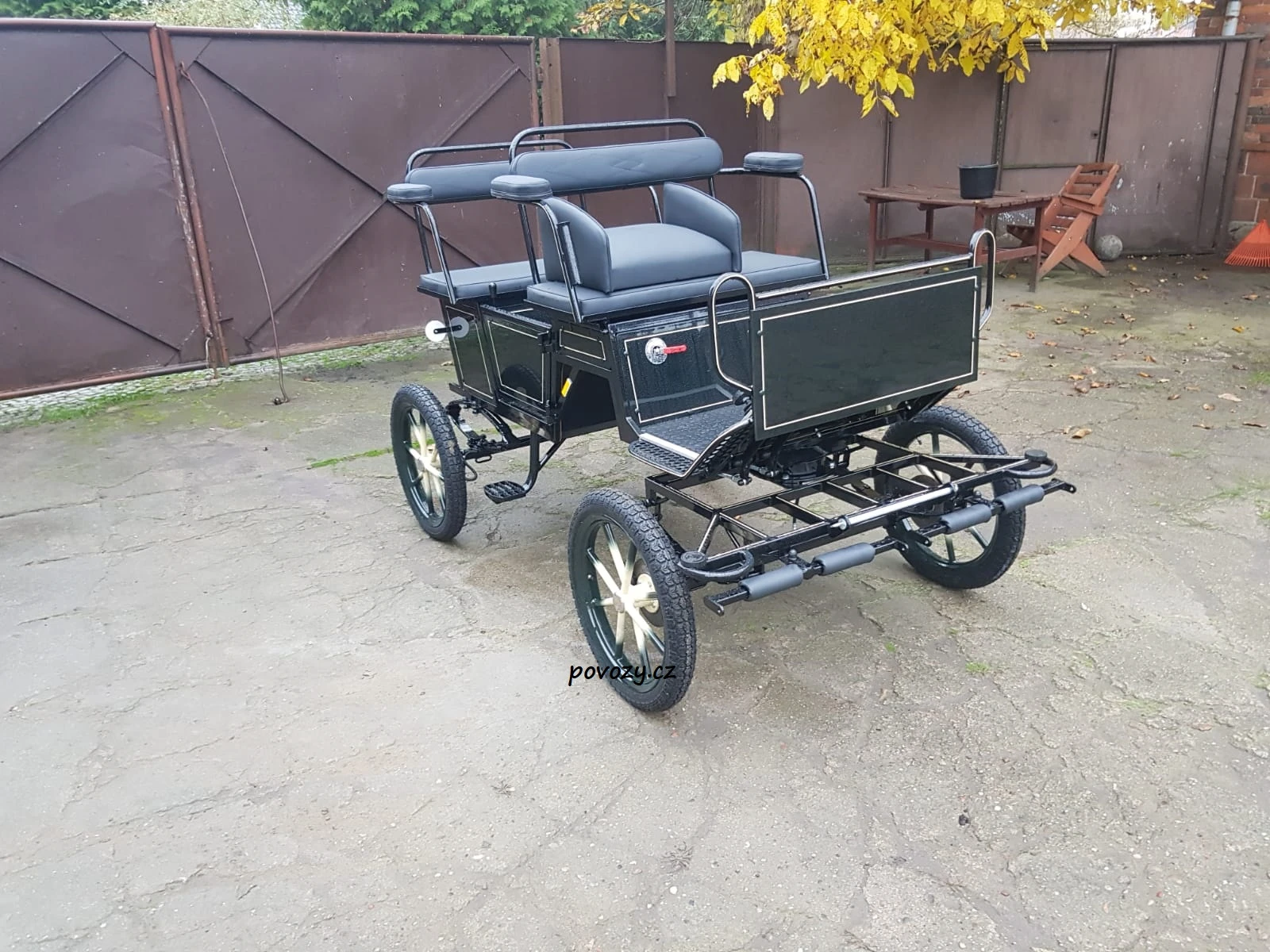 Malá bryčka za malé koně