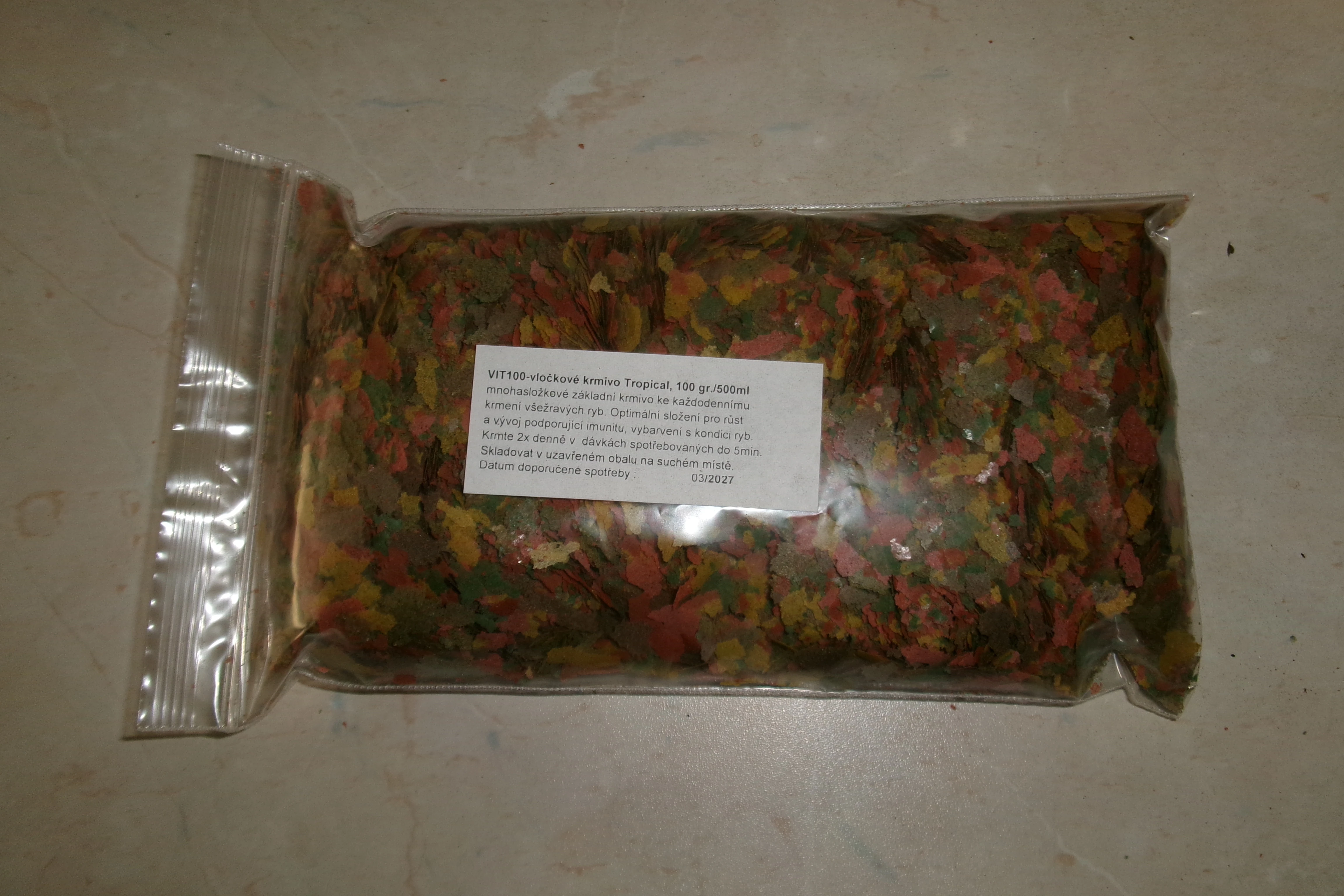 Vločkové krmivo Tropical 100 gr./ cca 500ml