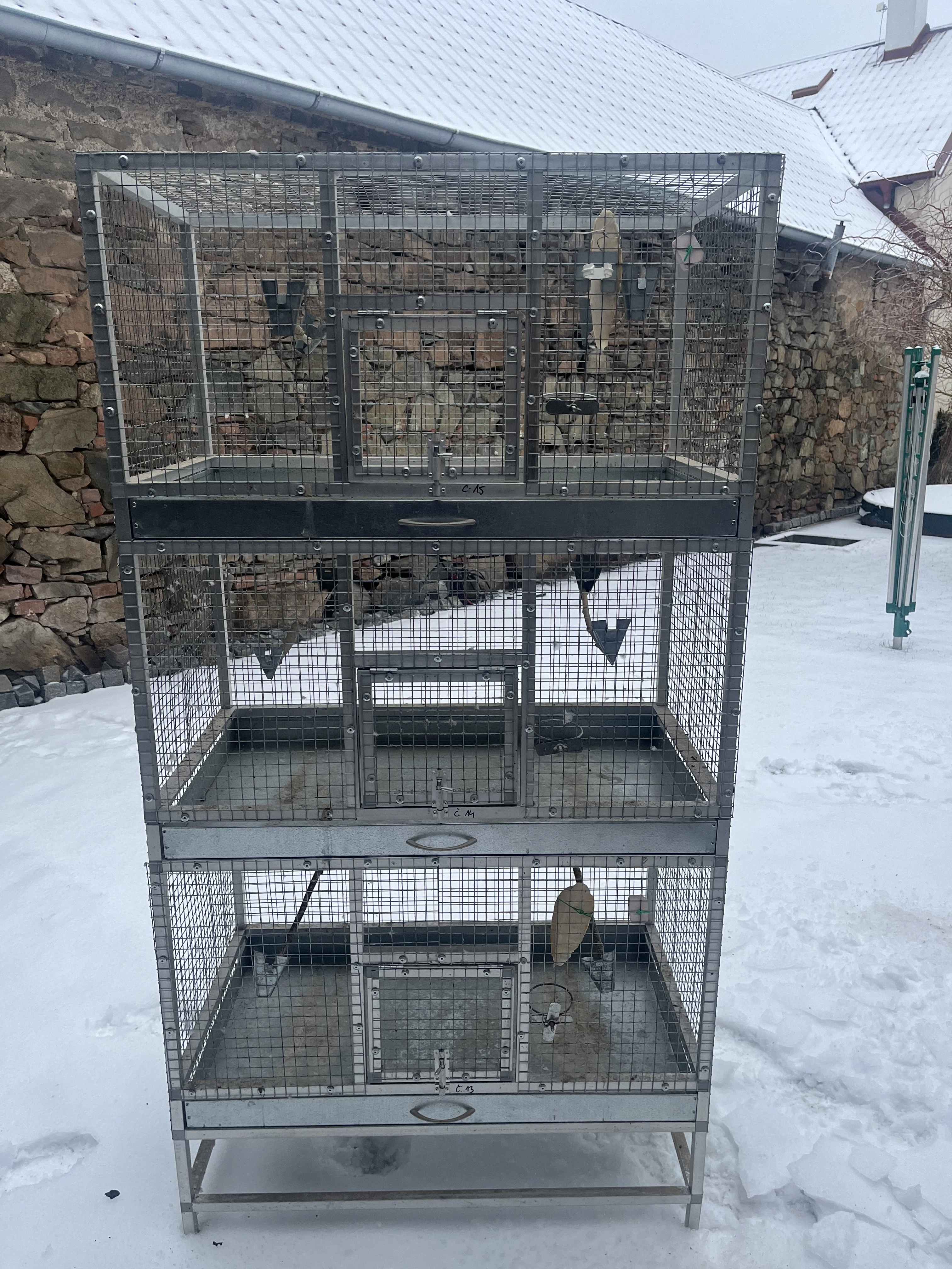 Hlinikove klece pro papousky-rusim chov