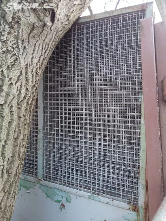 Rámy na voliéry pro ptáky