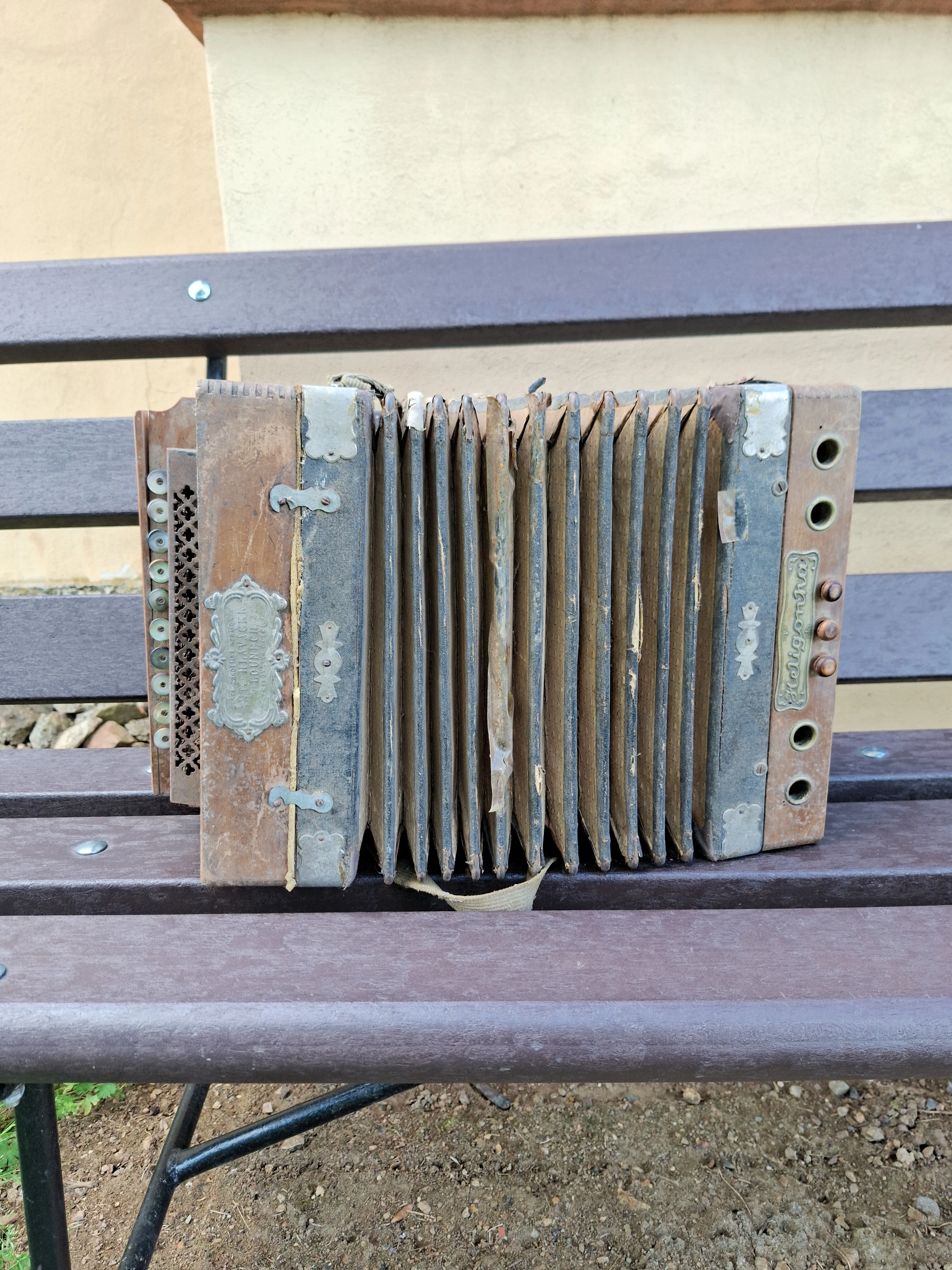 Harmonika.