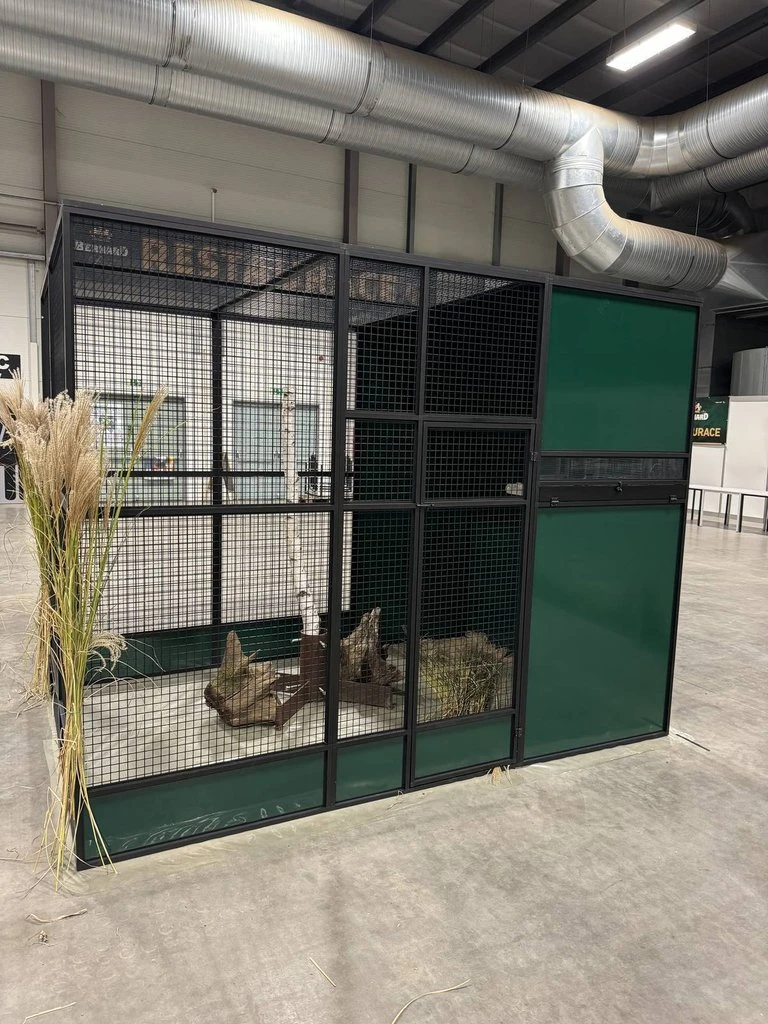 Zakázková výroba klecí a voliér různých rozměrů