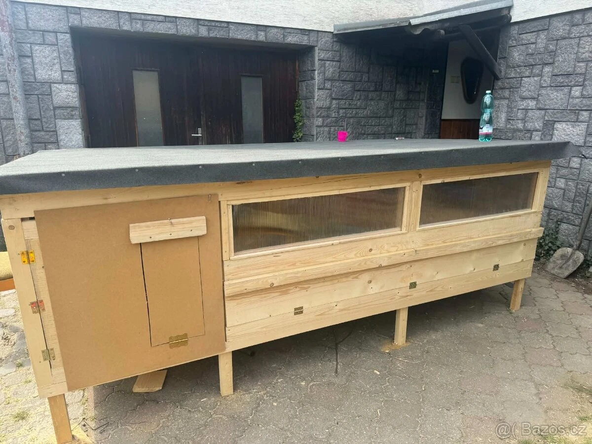 Kurník pro 30-40 nosnic zateplený