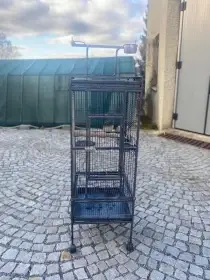 Klec stredni velikosti