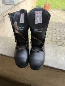 Velikost 43