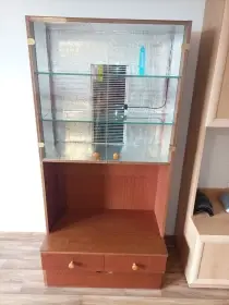 Vytápěná skříň se šuplíky