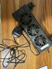 Chladící modul se třemi ventilátory