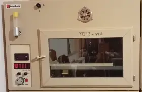 Liaheň a Inkubátor grumbach