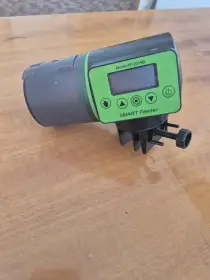 Krmitko pro akvarijni  rybky