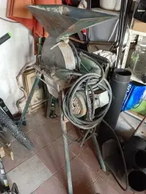 Šroťák na kukuřici