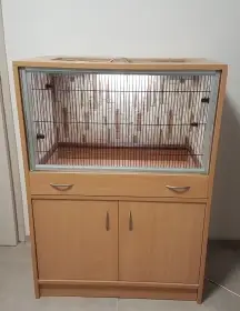 Interiérová bednová klec