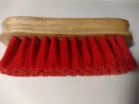 Kartáč menší na čištění hlavy koně nebo spěnek